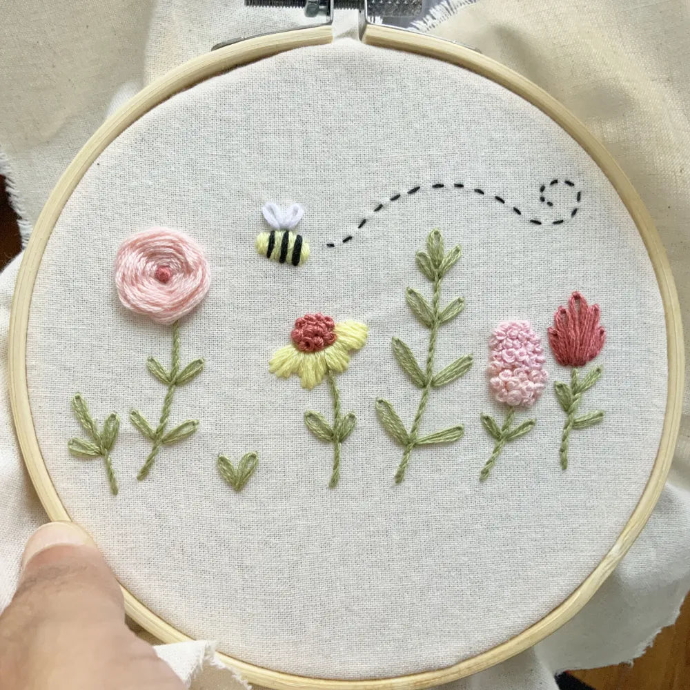 Premiers pas - Crée ta broderie florale